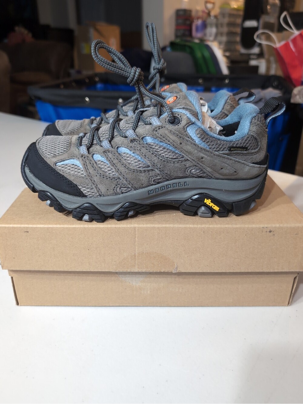 Merrell Moab 3 WP Women's Hiking Shoes Size 7 New